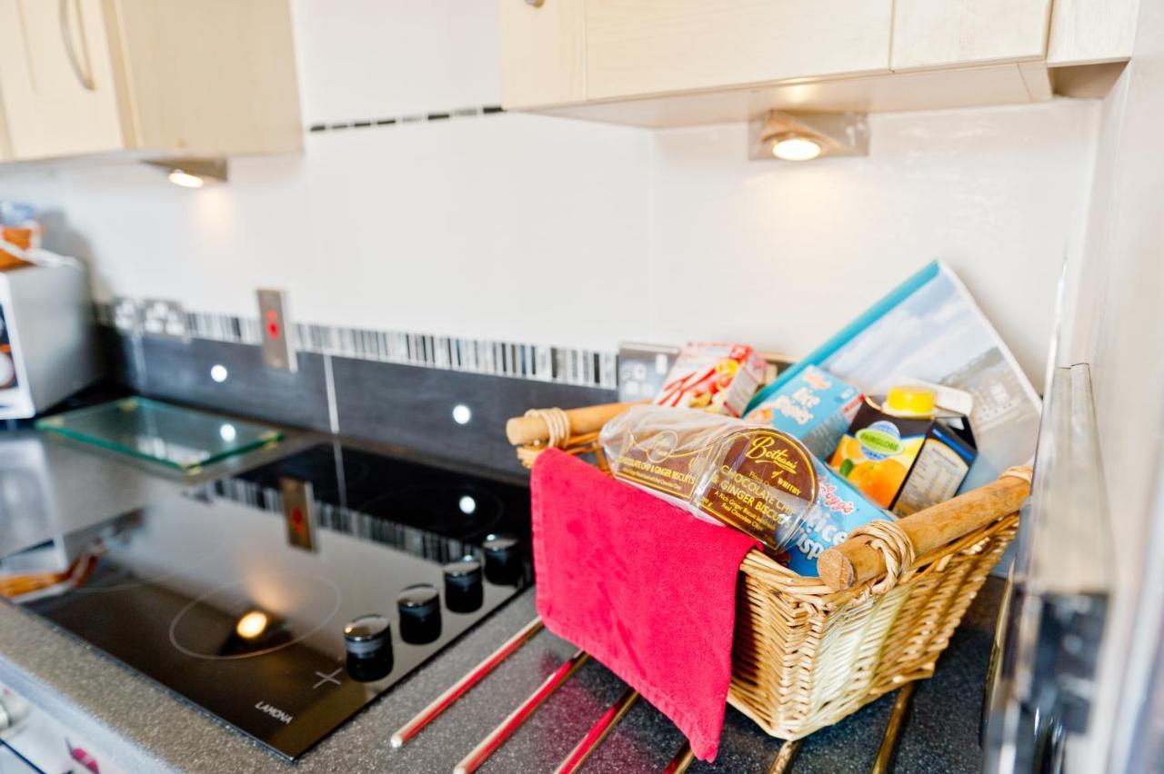 Watermark Apartments Whitby Ruang foto